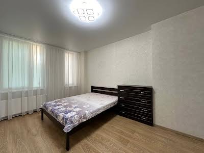 квартира за адресою Регенераторна вул., 4