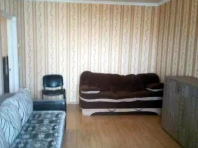 квартира за адресою Ревуцького вул., 18-А