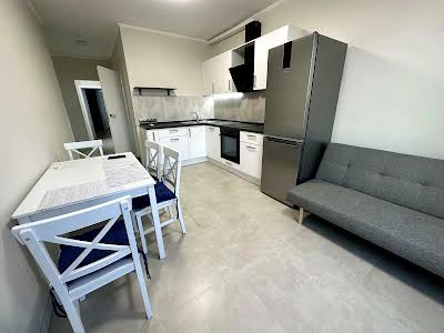 квартира за адресою Зарічна вул., 6 к1