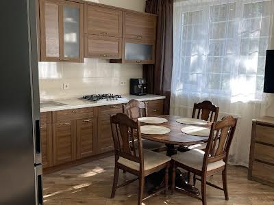 квартира за адресою Пекарська вул., 9