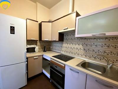 квартира за адресою Незалежності вул., 8б