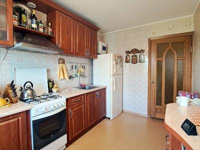 квартира за адресою Янтарна вул., 40