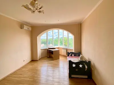 квартира за адресою Хмельницька вул., 10