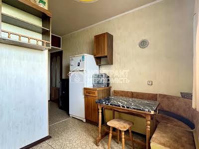 квартира за адресою Перемоги просп., 65б