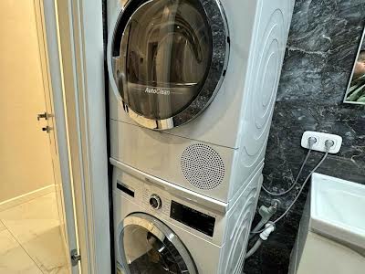 квартира по адресу Свободы ул., 1