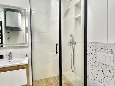 квартира за адресою Салютна вул., 2в