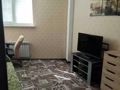 квартира за адресою Харківське шосе, 19а