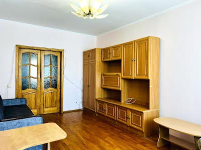 квартира за адресою Княжий Затон вул., 4