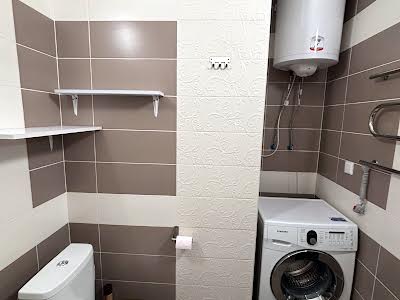 квартира за адресою Сім'ї Кульженків вул. (Петра Дегтяренка), 35