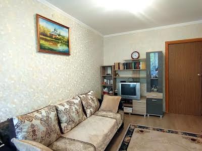 квартира за адресою Охтирська вул., 25