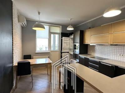 квартира за адресою Степана Рудницького вул. (Академіка Вільямса), 3/7