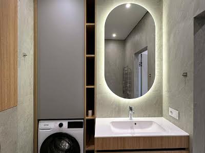 квартира за адресою Домбровського вул., 75