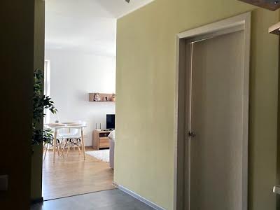 квартира за адресою Джерельна вул., 89