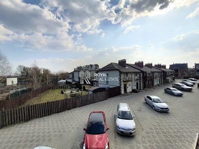 дом по адресу Черновола ул., 8