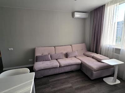 квартира за адресою Композитора Мейтуса вул., 4