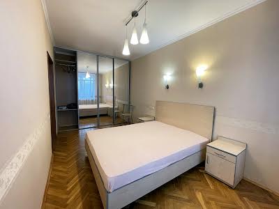 квартира по адресу Леси Украинки бульв., 36