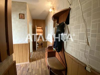 квартира за адресою Космонавтів вул., 11в