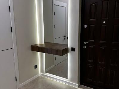 квартира за адресою Краснова вул., 3/60