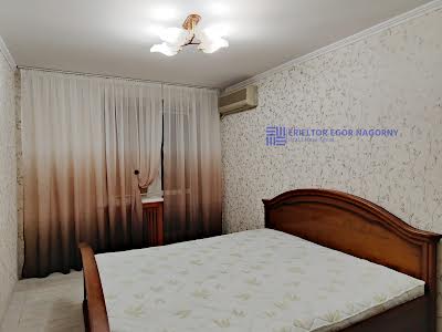 квартира за адресою Янтарна вул., 40