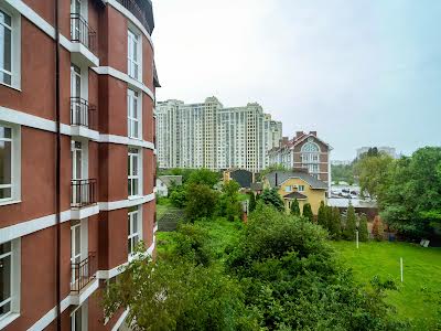 квартира за адресою Дмитра Луценка, 2в