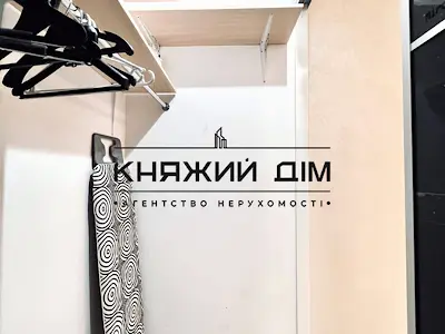квартира по адресу Уинстона Черчилля ул. (Красноткацкая), 43