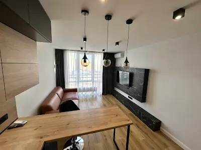 квартира за адресою Дніпровська набережна вул., 18А