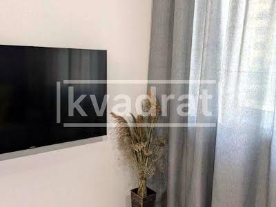 квартира за адресою Михайла Максимовича вул. (Онуфрія Трутенка), 32Б