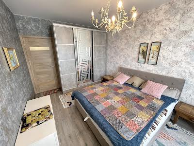 квартира за адресою Вишгородська вул., 45г