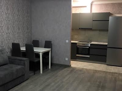 квартира за адресою Нивська вул., 4г