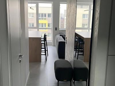 квартира по адресу Героев Майдана ул., 19-А