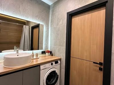 квартира за адресою Володимирська вул., 6