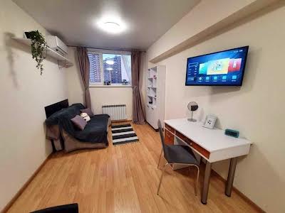 квартира за адресою Машинобудівна вул., 41