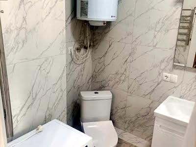 квартира за адресою Озерна вул., 27а