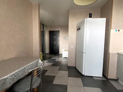 квартира за адресою Набережна вул., 6-Г