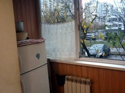 квартира по адресу Ревуцкого ул., 17б