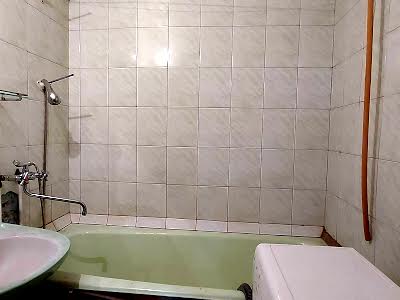 квартира за адресою Рональда Рейгана вул., 9г