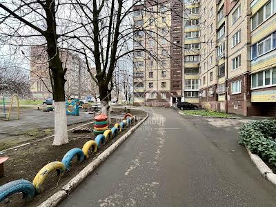 квартира за адресою Павла Глазового вул. (Балакіна), 10