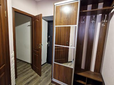 квартира за адресою Миколи Сингаївського вул. (Ново-Оскольська), 10