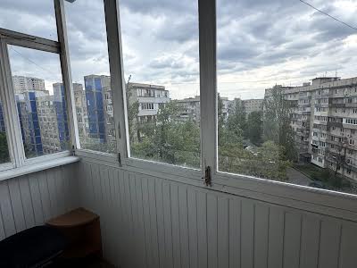 квартира за адресою Мілютенка вул., 9-А