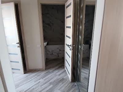 квартира за адресою Гната Юри вул., 10