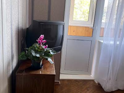 квартира по адресу Ольжича ул., 4