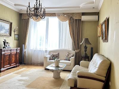 квартира по адресу Французский бульвар, 35