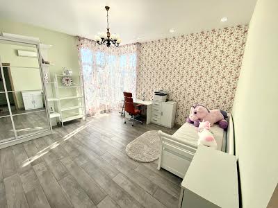квартира за адресою Василя Тютюнника вул. (Анрі Барбюса), 51/1А