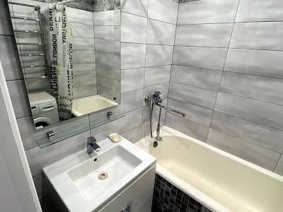 квартира за адресою Академіка Заболотного вул., 88