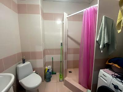 квартира за адресою Боголюбова вул., 33