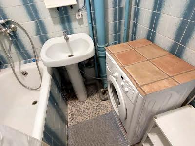 квартира за адресою Джерельна, 42