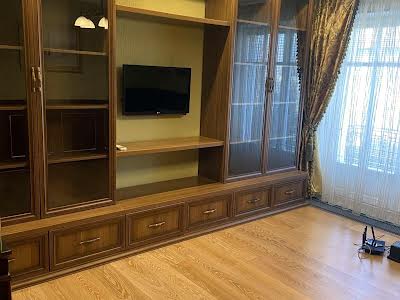 будинок за адресою Олександрівська вул., 1
