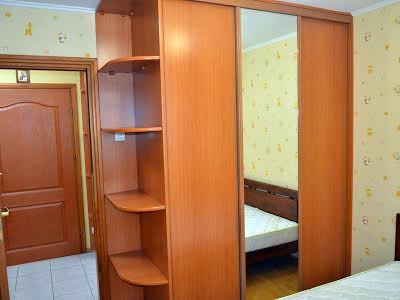 квартира за адресою Оболонська пл. (Дружби Народів СРСР), 3