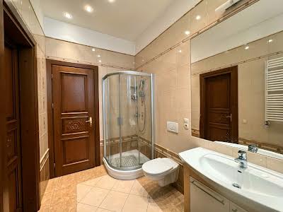 квартира по адресу Новаковского ул., 8