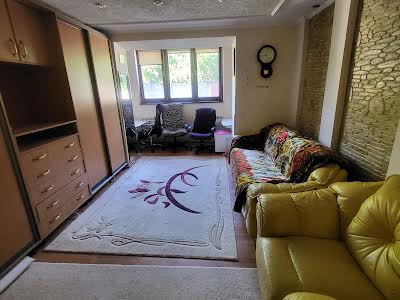 квартира за адресою Кармелюка, 18